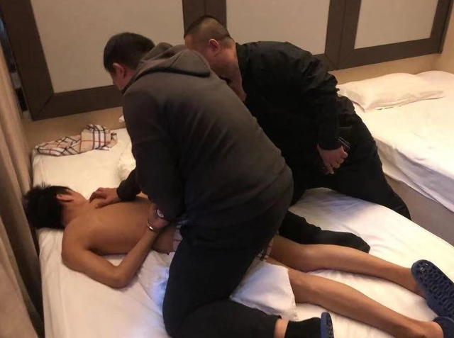 麗水都萊有可以輔助開掛嗎【分享怎么提高好牌幾率步驟教程】支支吾吾的意思(山東一小伙網(wǎng)上約四小時的“美女服務”被騙近10萬，這些“美女”竟都是男人)